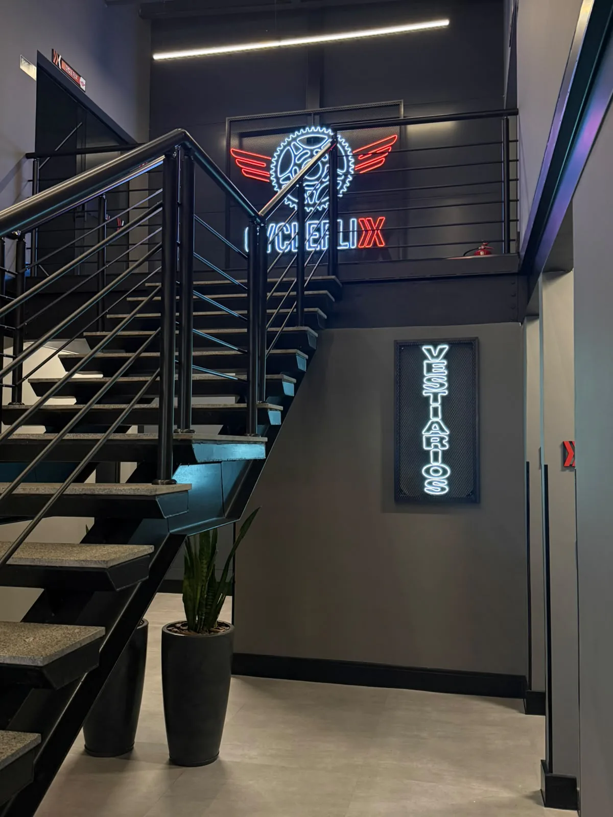 gymflix-cycleflix-vestiarios